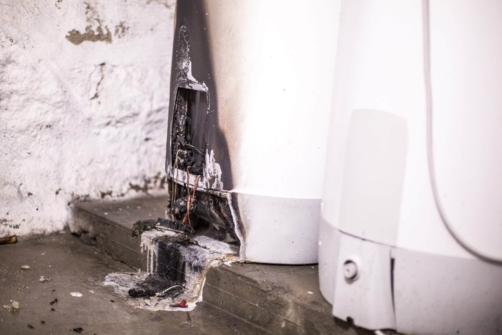 Varmtvannsbereder med overoppheting og branntilløp